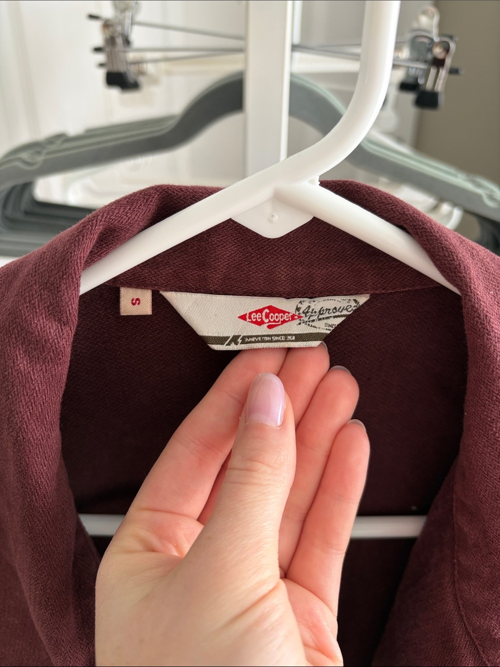 Vintage Lee Cooper Women's Long Burgundy Boho Jacket with Scalloped Trim - Picture 2 of 10